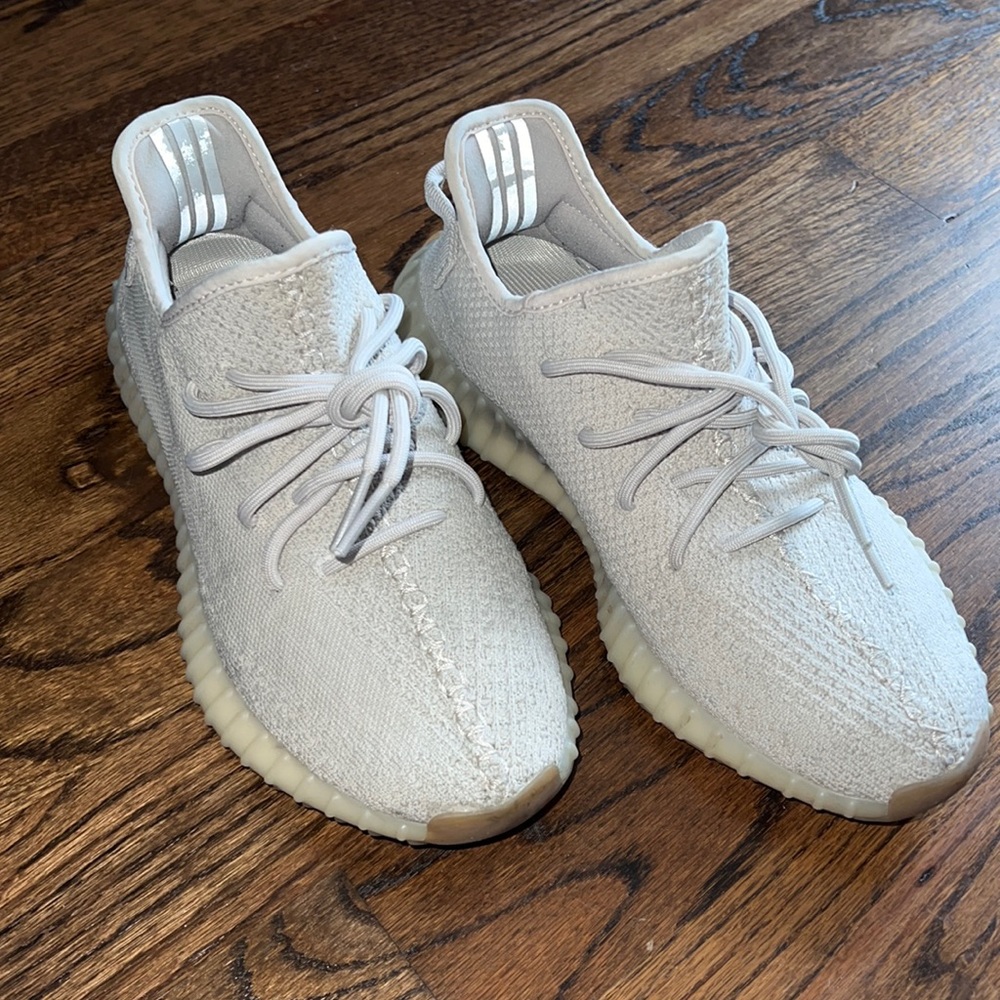 YEEZY BOOST 350 V2 sesame size 9